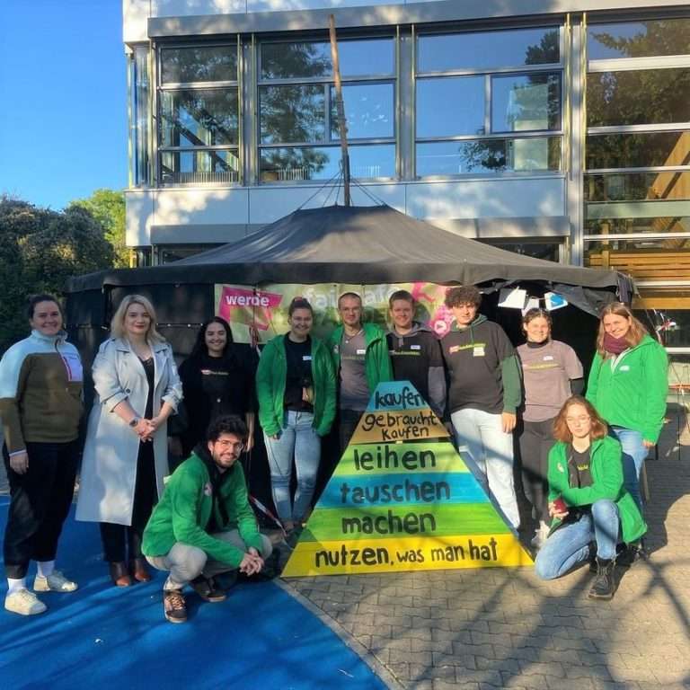 Besuch in Salier-Realschule Waiblingen bei Weltfairänderer-Woche