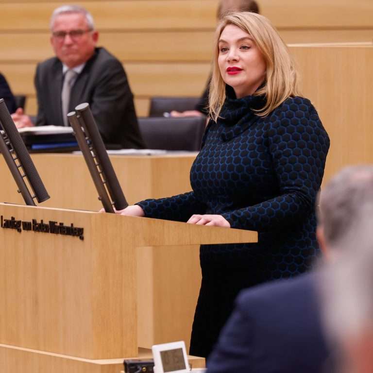 Verwaltung modernisieren und vereinfachen, frustrationsfrei für Bürger*innen und Mitarbeitende